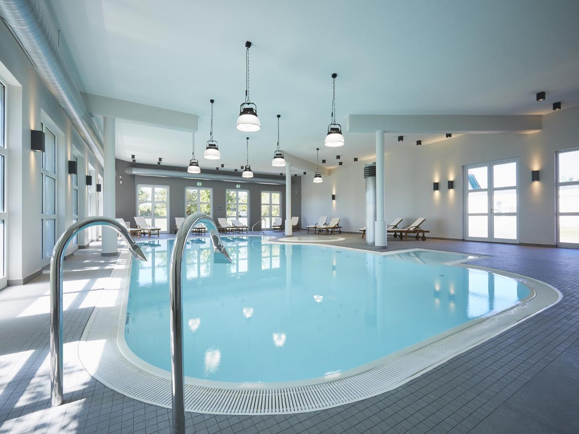 Reetland Am Meer - Luxusplus Reetdachvilla Mit 4 Schlafzimmern, Aussensauna, Loungebereich Und Kamin G07 Dranske Exteriör bild